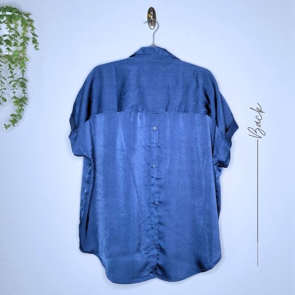 BLUE SATIN V NECK WITH COLLAR POPOVER BLOUSE - Picture 4 of 7
